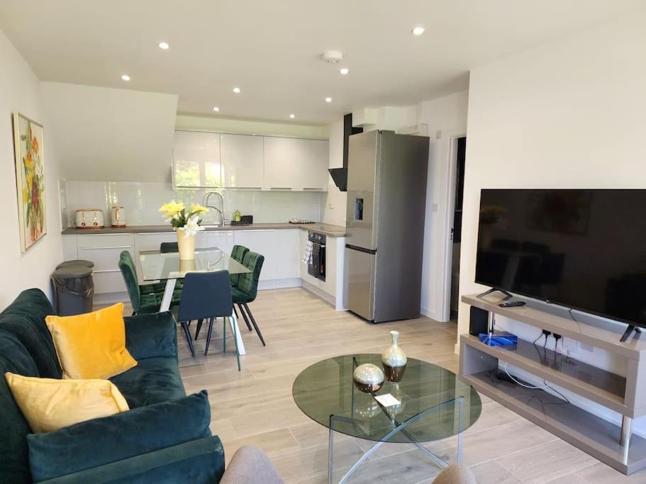 Paradigm Court, Modern 3-Bedroom Flat 1, Оксфорд Экстерьер фото
